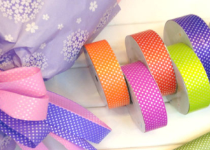 High Glossy Withe Dotted Printed Gift Decorative Curling Ribbon