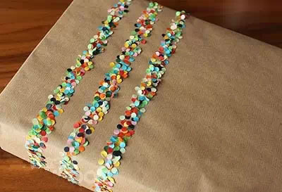 Gift Wrapping Paper to Christmas Gift Party
