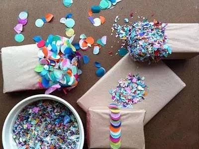 How to Wrap Christmas Gifts